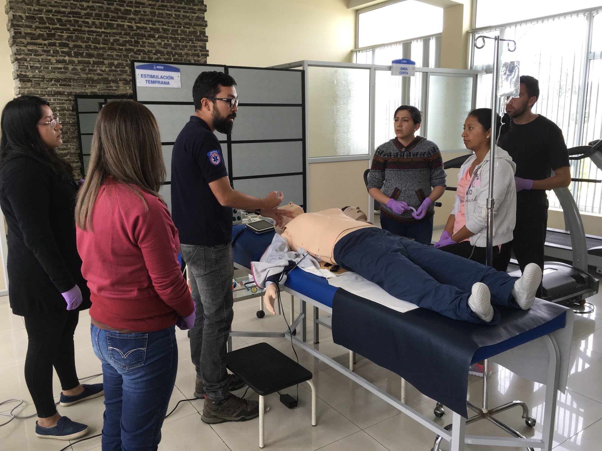 Práctica real del curso ACLS en BIOSER, imagen 1